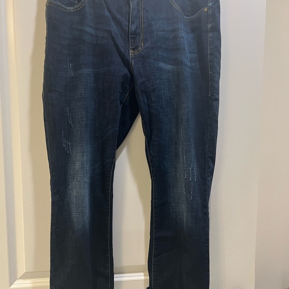 Cabi #3561 high straight jean - Picture 2 of 5